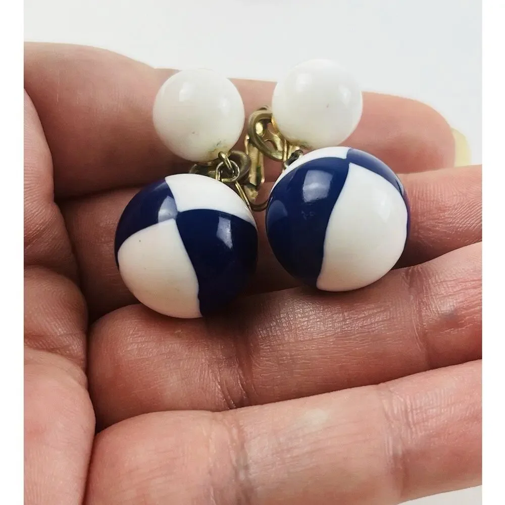 Crown Trifari White Blue Beach Ball Dangle Clip On Earrings Gold Tone Lucite? 80